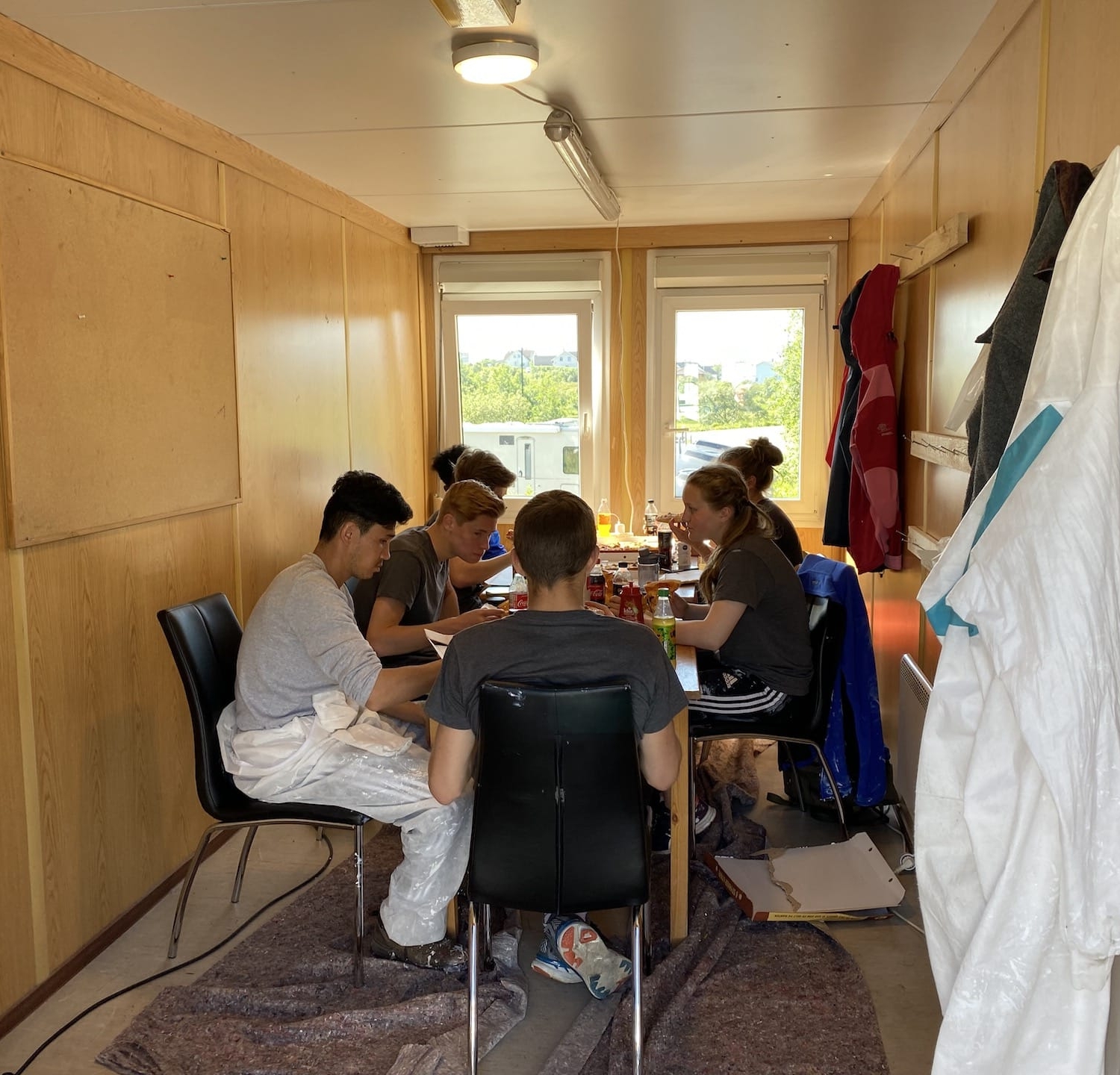 Ungdom i sommerjobb Ungdom i sommerjobb